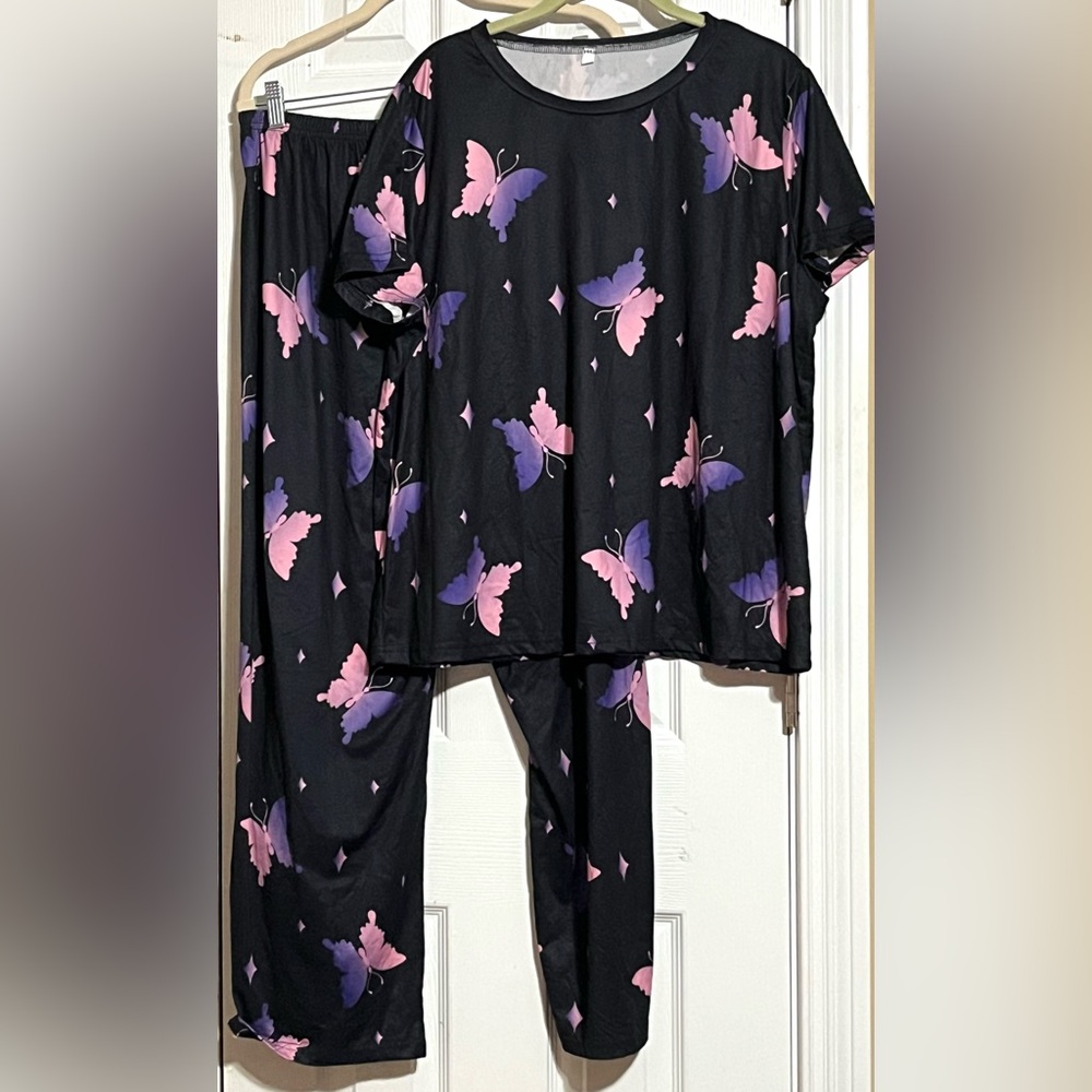 Women's Butterfly Print Pajama Set - Black, Pink, and Purple